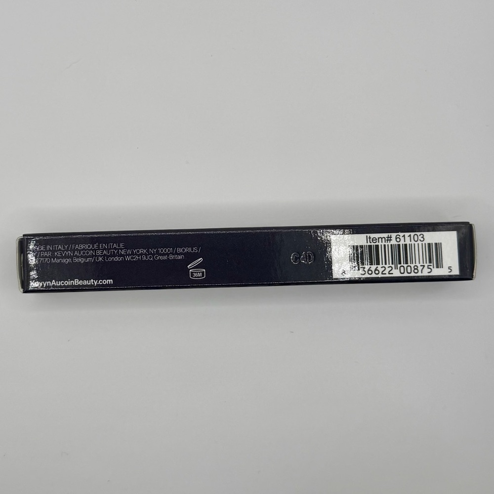 Kevyn Aucoin Unforgettable Cream Lipstick in Modern Love - Picture 6 of 11